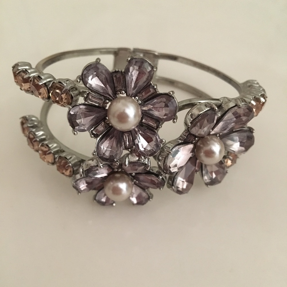 Loft bracelet
